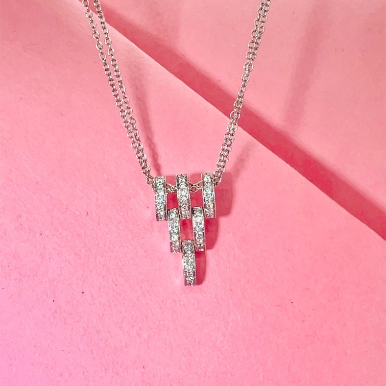 Diamond necklaces Northern Virginia